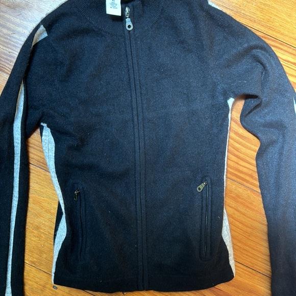 Malika 100% Cashmere zip up cardigan sweater - Picture 3 of 3